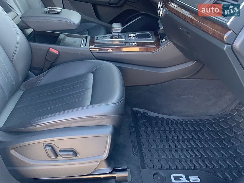 Внедорожник / Кроссовер Audi Q5 2020 в Стрые