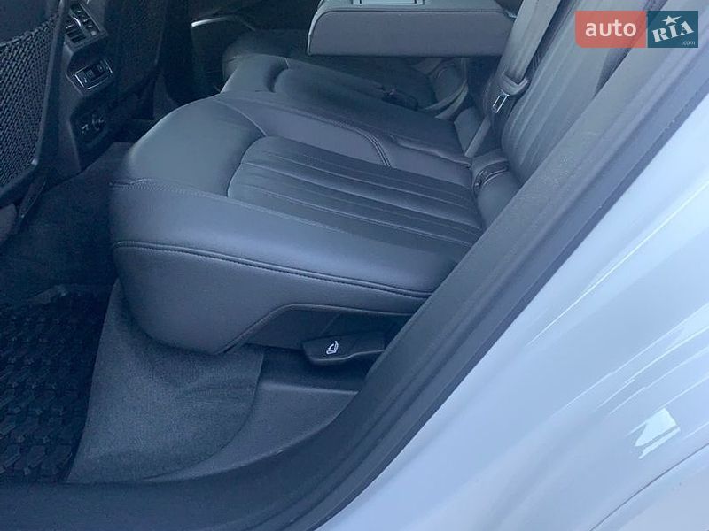 Внедорожник / Кроссовер Audi Q5 2020 в Стрые