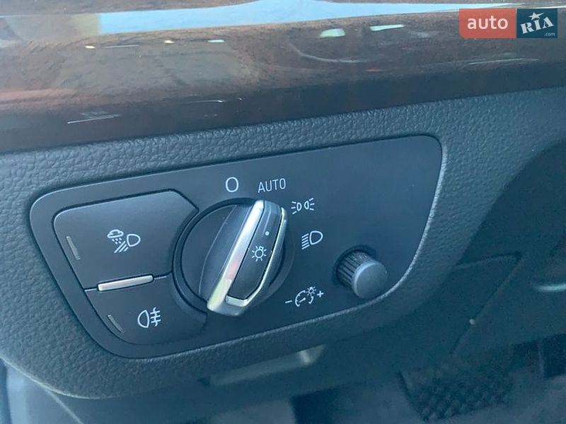Внедорожник / Кроссовер Audi Q5 2020 в Стрые