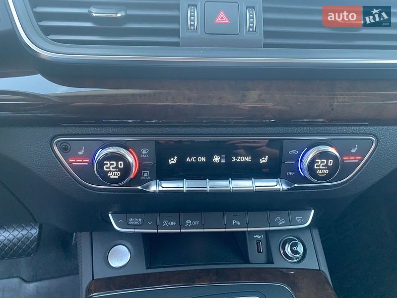 Внедорожник / Кроссовер Audi Q5 2020 в Стрые