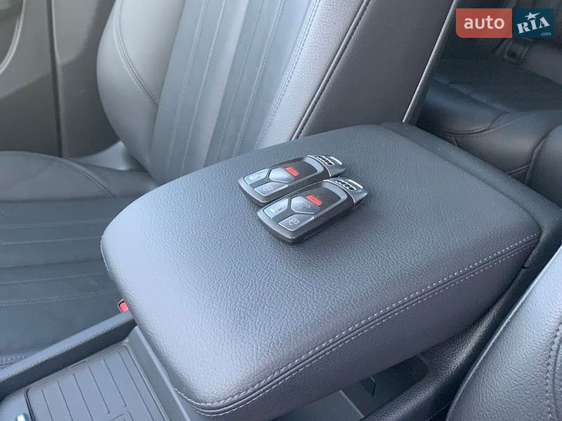 Внедорожник / Кроссовер Audi Q5 2020 в Стрые