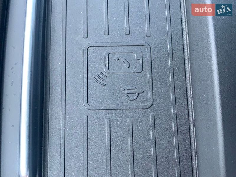 Внедорожник / Кроссовер Audi Q5 2020 в Стрые