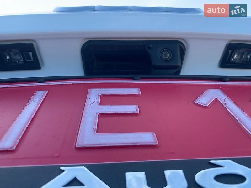 Внедорожник / Кроссовер Audi Q5 2020 в Стрые