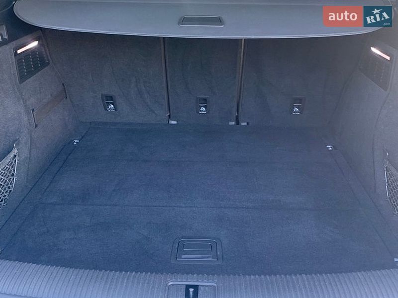 Внедорожник / Кроссовер Audi Q5 2020 в Стрые