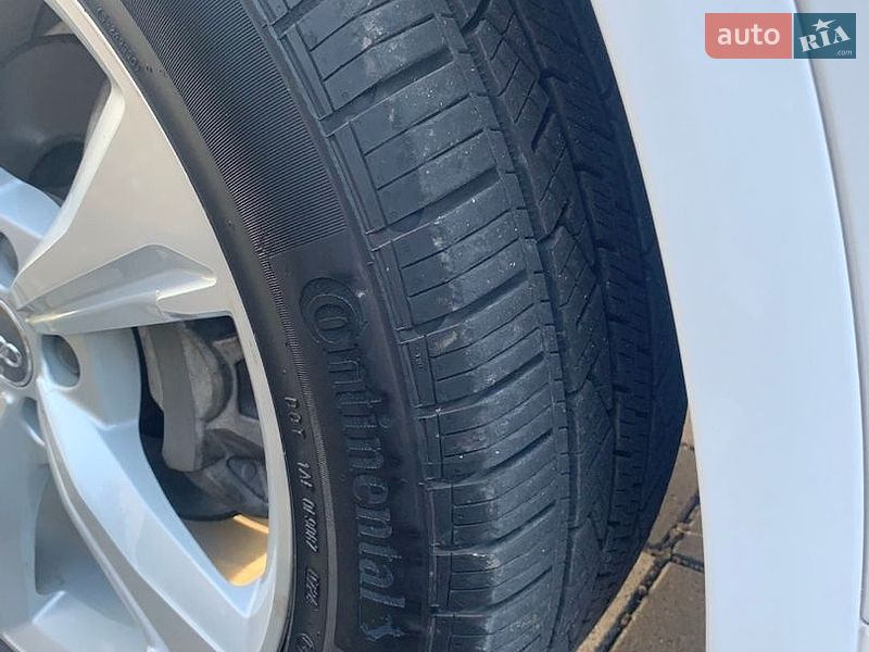 Внедорожник / Кроссовер Audi Q5 2020 в Стрые