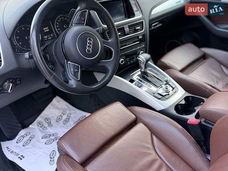 Внедорожник / Кроссовер Audi Q5 2016 в Львове