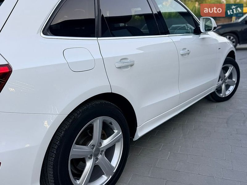 Внедорожник / Кроссовер Audi Q5 2016 в Львове