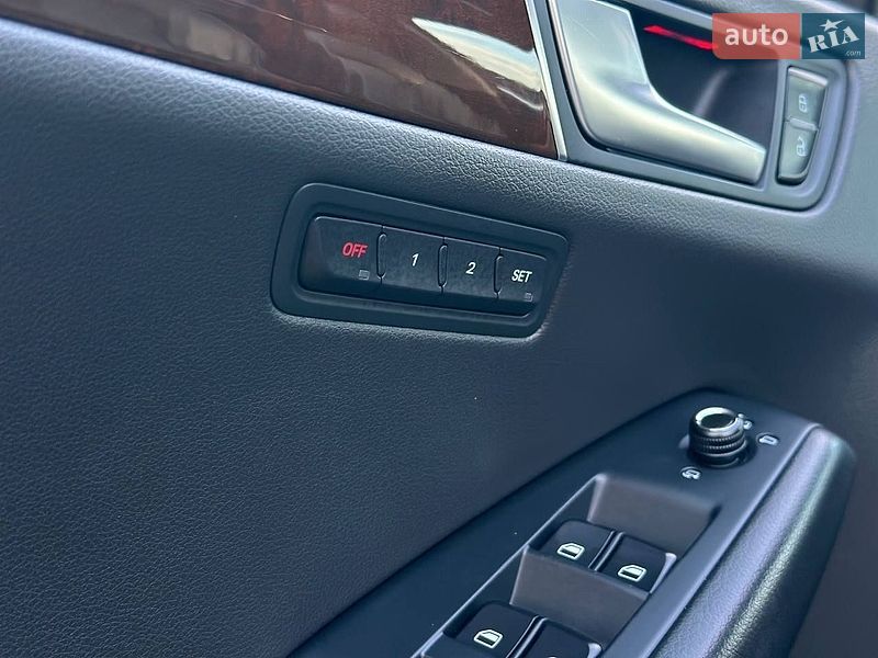 Внедорожник / Кроссовер Audi Q5 2011 в Владимире