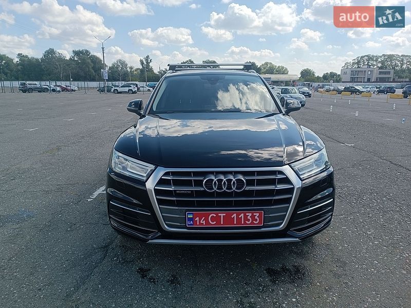 Внедорожник / Кроссовер Audi Q5 2019 в Киеве