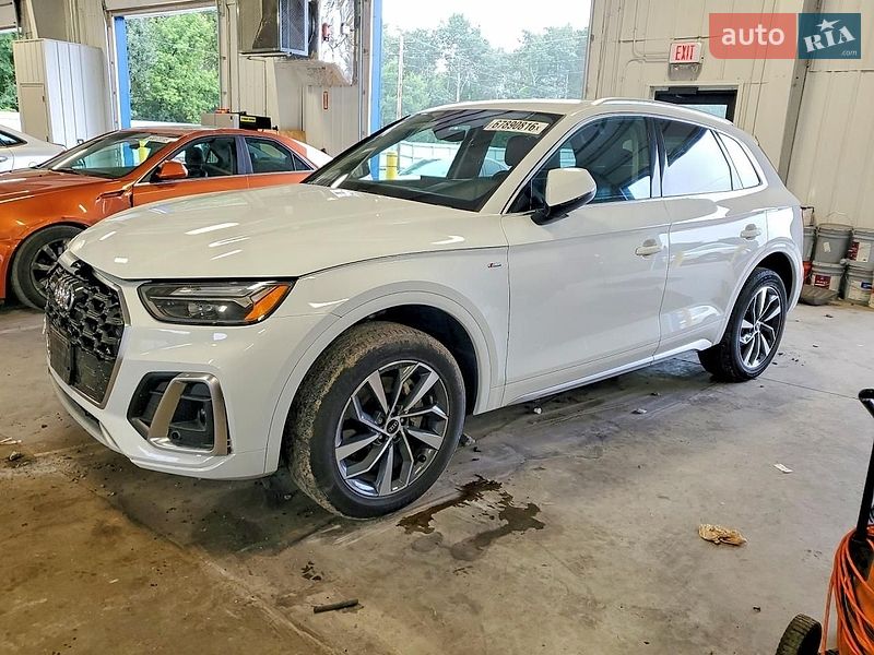 Позашляховик / Кросовер Audi Q5 2024 в Львові