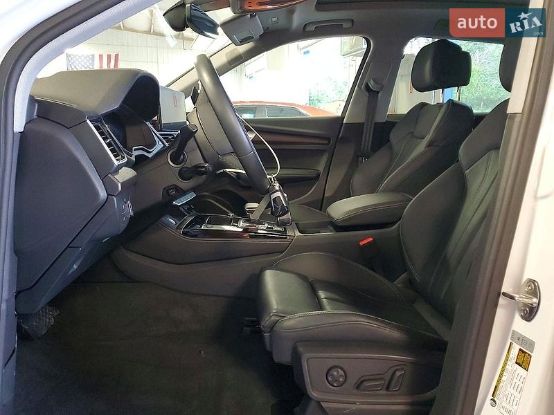 Позашляховик / Кросовер Audi Q5 2024 в Львові