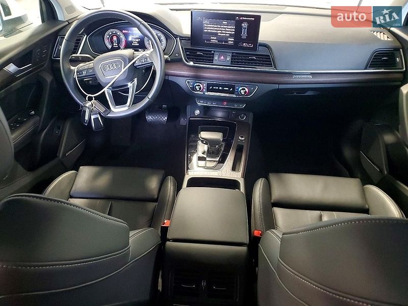 Позашляховик / Кросовер Audi Q5 2024 в Львові