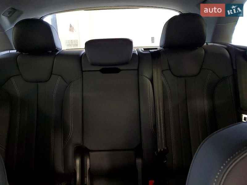 Позашляховик / Кросовер Audi Q5 2024 в Львові