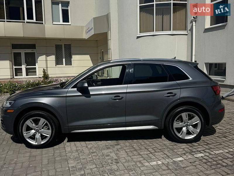 Позашляховик / Кросовер Audi Q5 2018 в Черкасах фото 5 Позашляховик / Кросовер Audi Q5 2018 в Черкасах