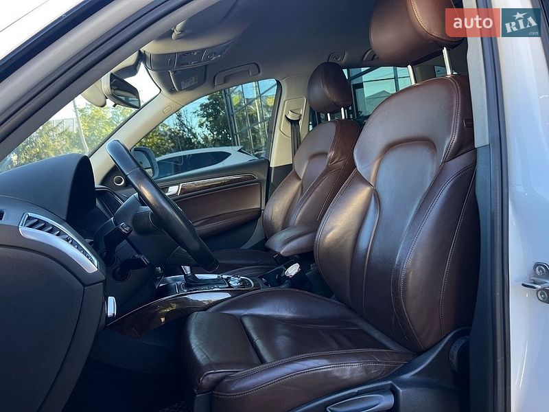 Внедорожник / Кроссовер Audi Q5 2015 в Ивано-Франковске