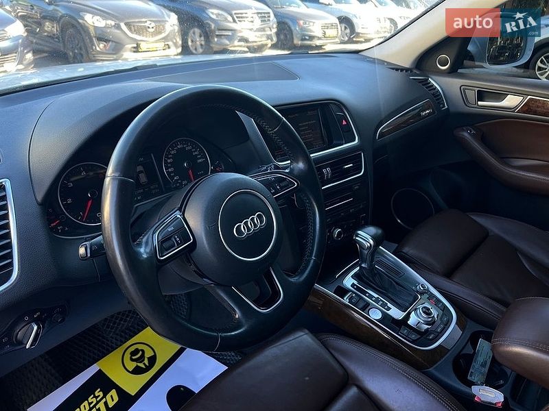 Внедорожник / Кроссовер Audi Q5 2015 в Ивано-Франковске