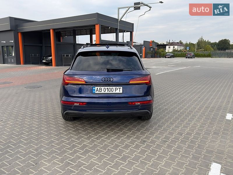 Позашляховик / Кросовер Audi Q5 2021 в Вінниці