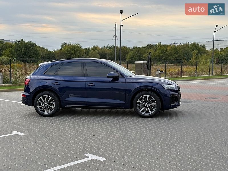 Позашляховик / Кросовер Audi Q5 2021 в Вінниці