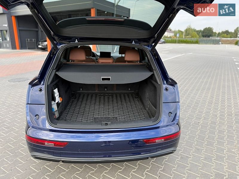 Позашляховик / Кросовер Audi Q5 2021 в Вінниці