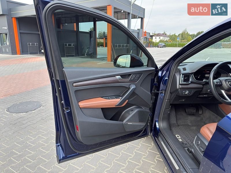 Позашляховик / Кросовер Audi Q5 2021 в Вінниці
