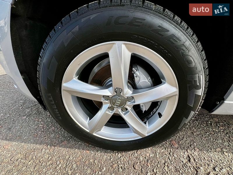 Внедорожник / Кроссовер Audi Q5 2015 в Киеве