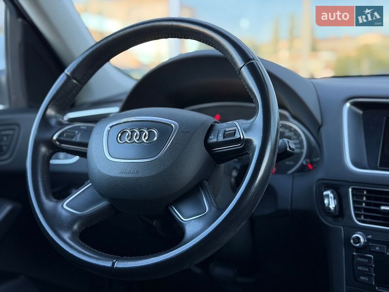 Позашляховик / Кросовер Audi Q5 2013 в Києві