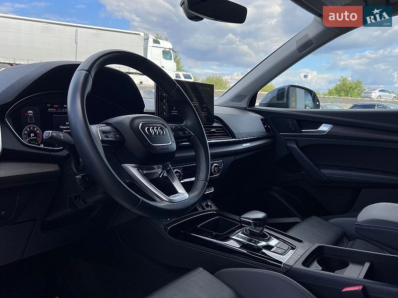 Внедорожник / Кроссовер Audi Q5 2022 в Львове