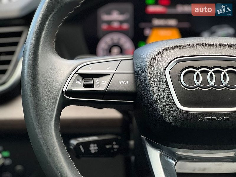 Внедорожник / Кроссовер Audi Q5 2022 в Львове