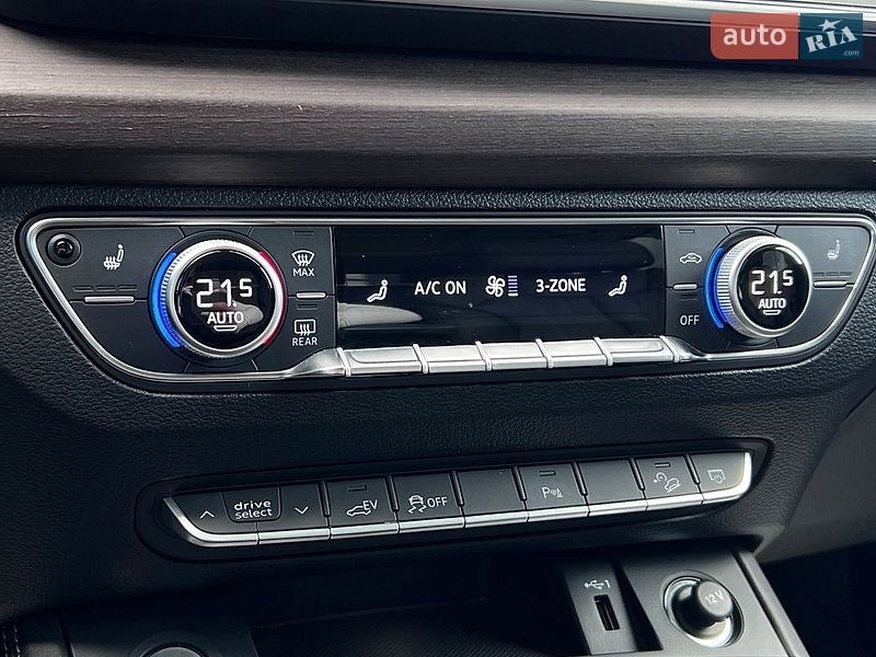 Внедорожник / Кроссовер Audi Q5 2022 в Львове