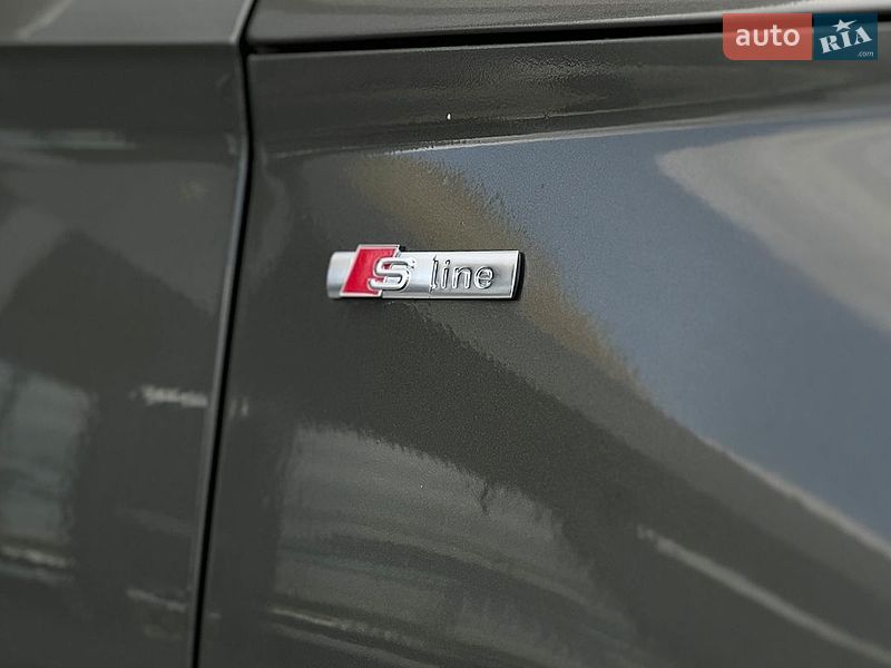 Внедорожник / Кроссовер Audi Q5 2022 в Львове