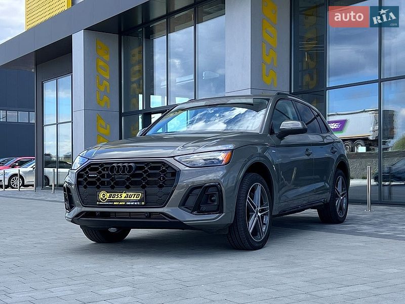 Внедорожник / Кроссовер Audi Q5 2022 в Львове