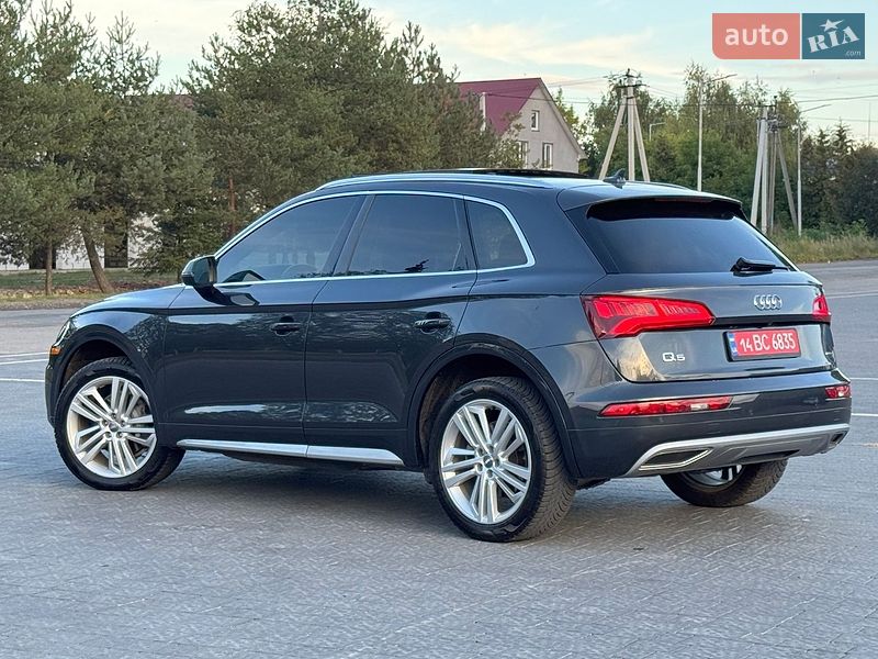 Позашляховик / Кросовер Audi Q5 2018 в Львові