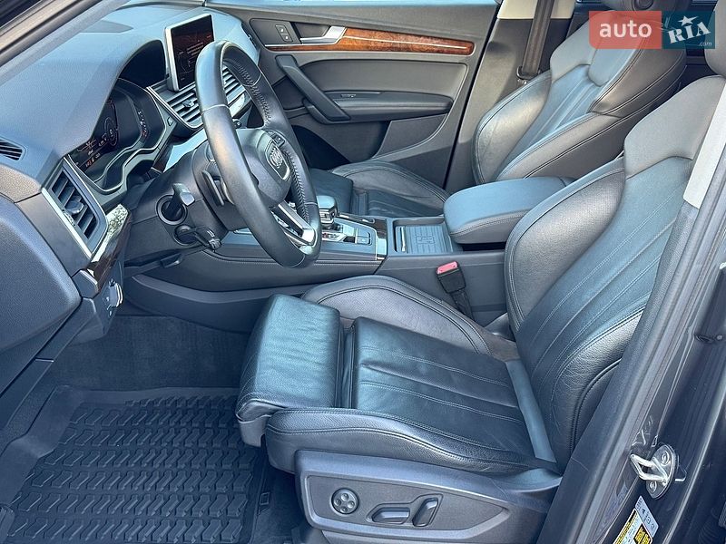 Позашляховик / Кросовер Audi Q5 2018 в Львові