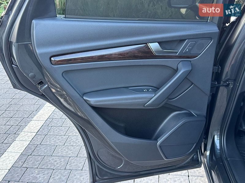 Позашляховик / Кросовер Audi Q5 2018 в Львові