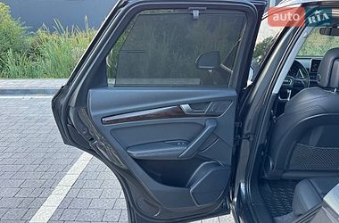 Позашляховик / Кросовер Audi Q5 2018 в Львові