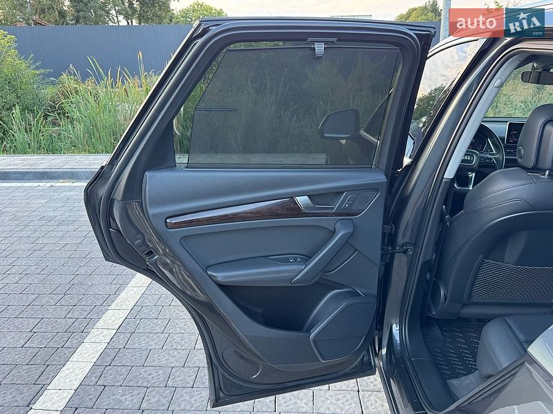 Позашляховик / Кросовер Audi Q5 2018 в Львові