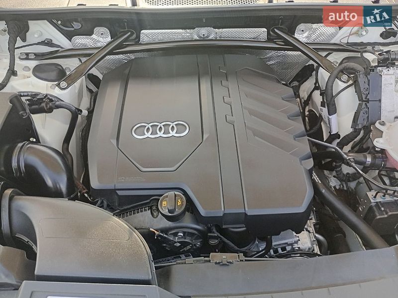 Позашляховик / Кросовер Audi Q5 2020 в Києві фото 17 Позашляховик / Кросовер Audi Q5 2020 в Києві