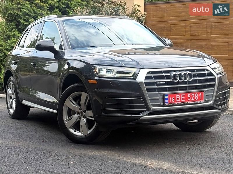 Внедорожник / Кроссовер Audi Q5 2018 в Киеве