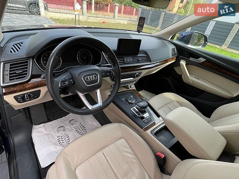Позашляховик / Кросовер Audi Q5 2018 в Стрию