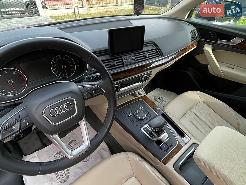 Позашляховик / Кросовер Audi Q5 2018 в Стрию