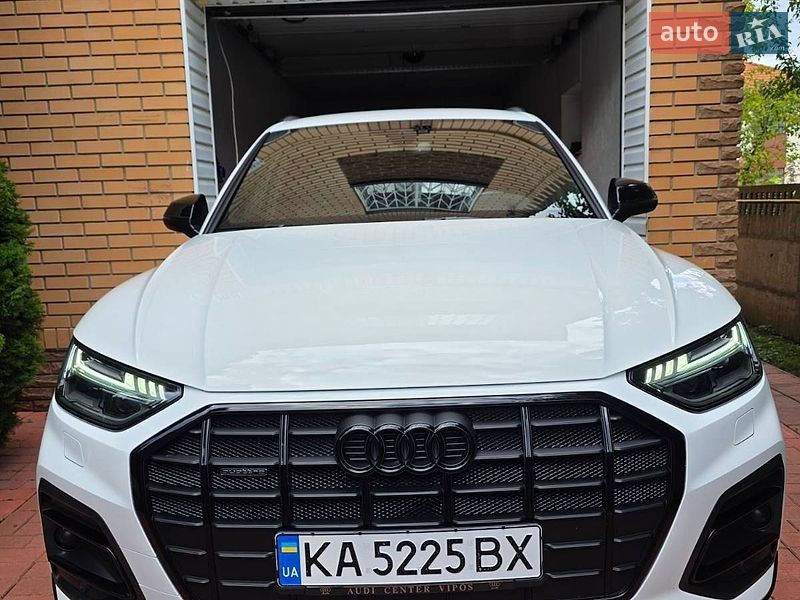 Позашляховик / Кросовер Audi Q5 2023 в Києві
