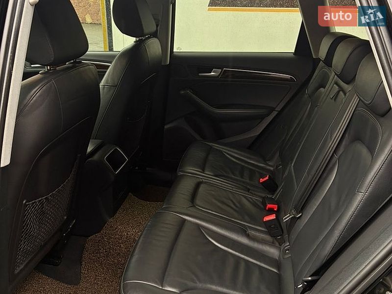 Внедорожник / Кроссовер Audi Q5 2015 в Киеве
