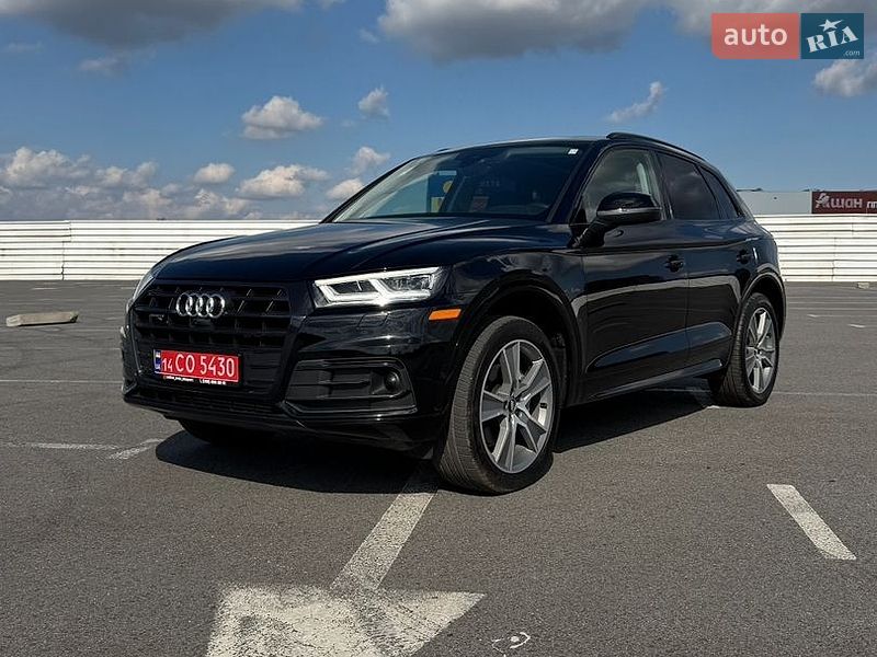 Внедорожник / Кроссовер Audi Q5 2020 в Львове
