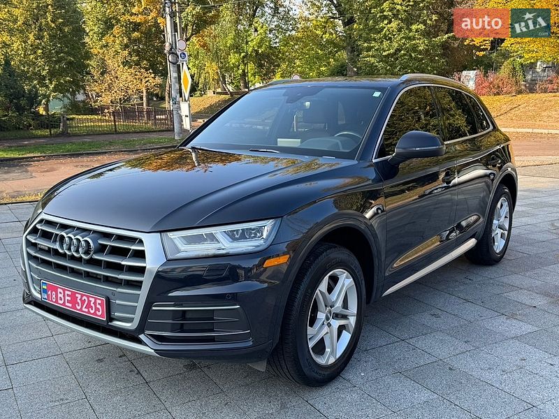 Внедорожник / Кроссовер Audi Q5 2018 в Житомире