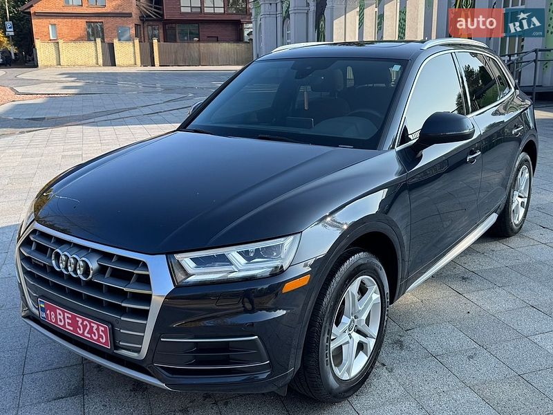 Внедорожник / Кроссовер Audi Q5 2018 в Житомире