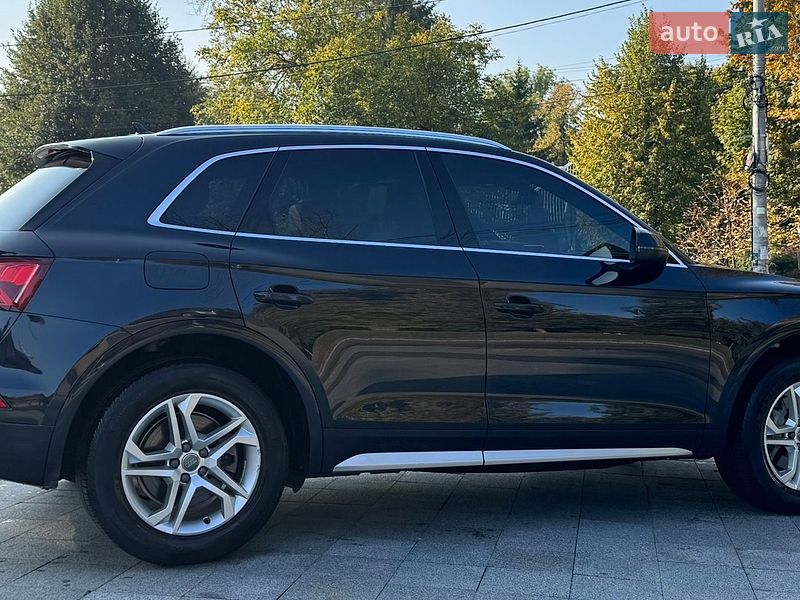 Внедорожник / Кроссовер Audi Q5 2018 в Житомире
