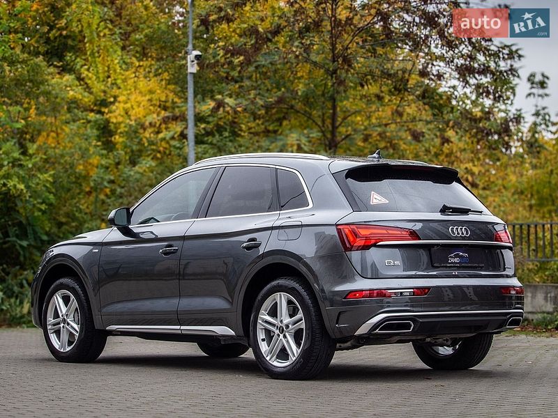 Позашляховик / Кросовер Audi Q5 2024 в Львові