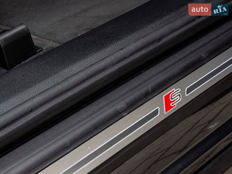 Позашляховик / Кросовер Audi Q5 2024 в Львові