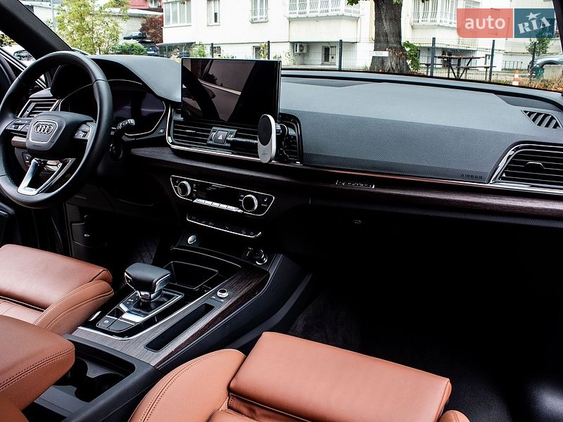 Позашляховик / Кросовер Audi Q5 2024 в Львові