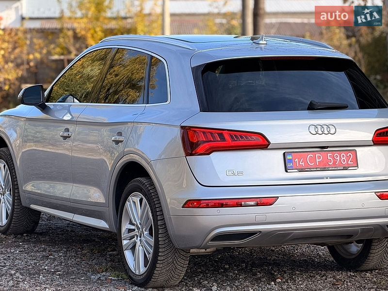Позашляховик / Кросовер Audi Q5 2018 в Самборі фото 31 Позашляховик / Кросовер Audi Q5 2018 в Самборі
